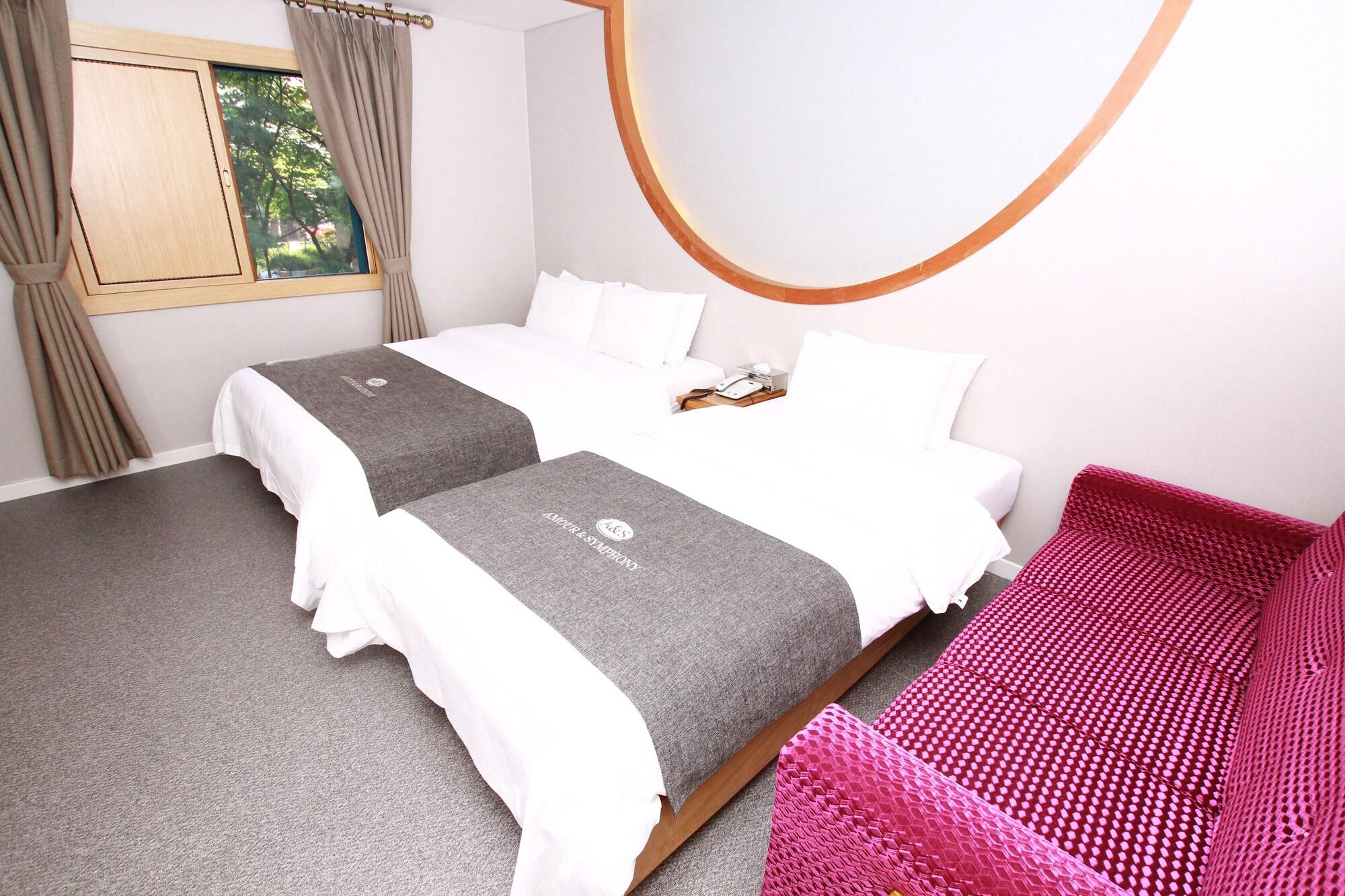 Amour Hotel Suwon Exterior photo
