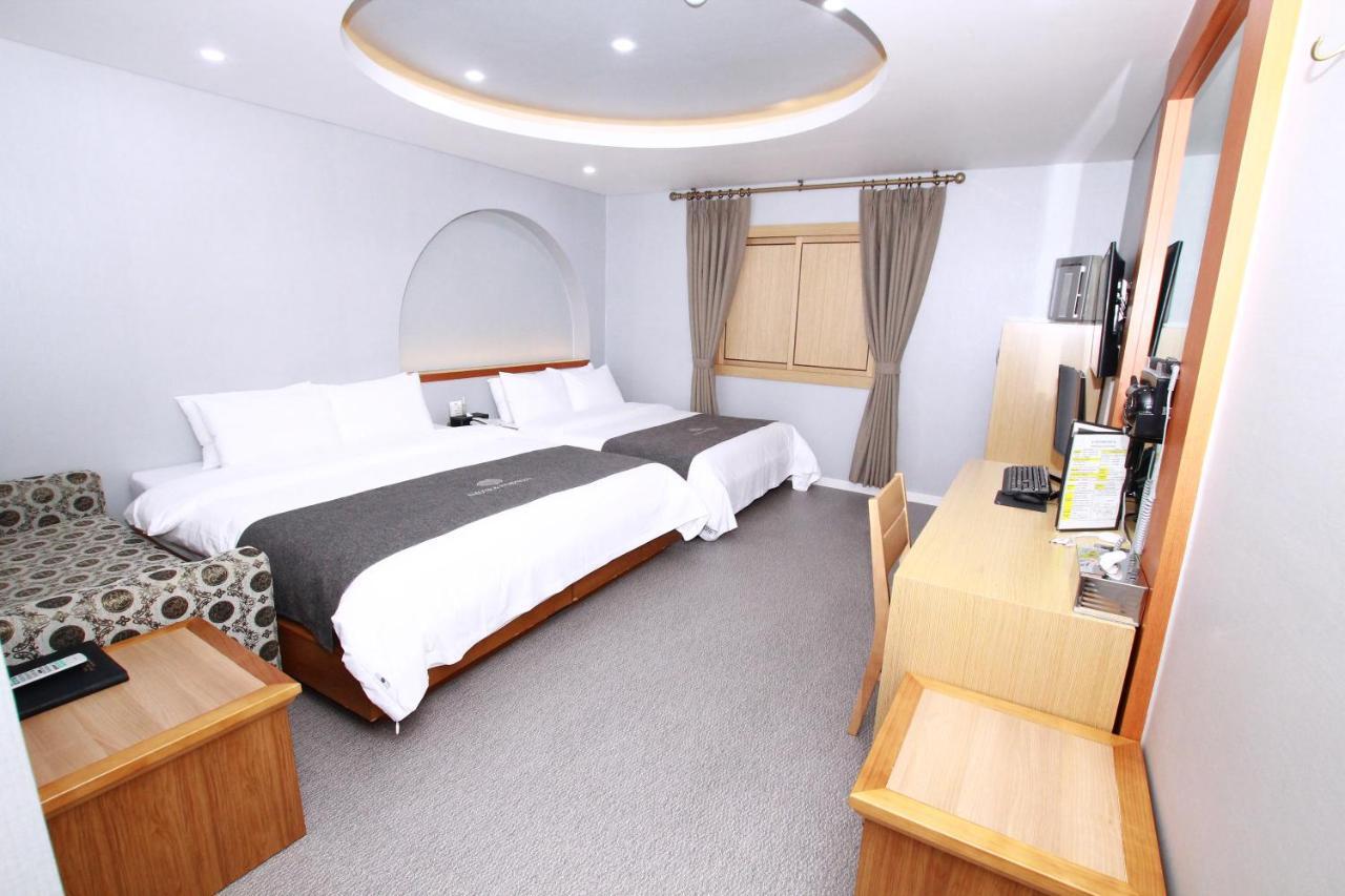Amour Hotel Suwon Exterior photo